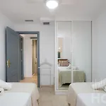 Beachfront Elviria Ii,sea Views, Lovely Terrace And Pool شقة
